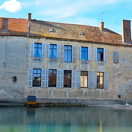 Demeure Saint Martin Bed & Breakfast Blancs-Coteaux